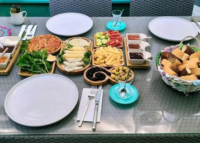 Adahan Family Gocek 3*